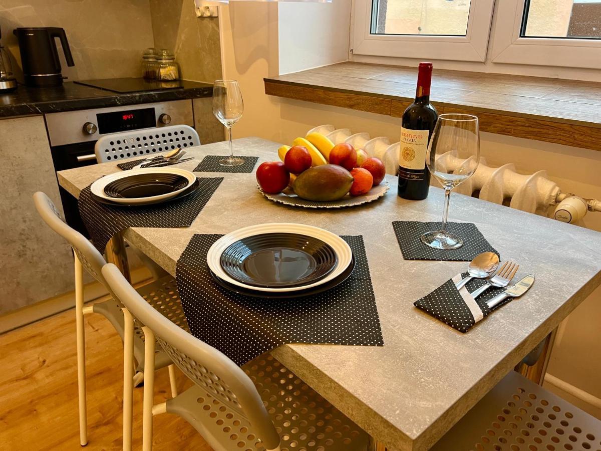 Apartamenty Koktajlove Kielce Eksteriør bilde