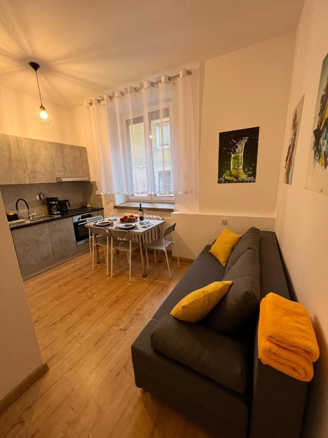 Apartamenty Koktajlove Kielce Eksteriør bilde